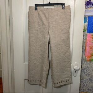 ALFRED DUNNER | Alfred Dunner Beige Capri Pants with Beaded Hem Details